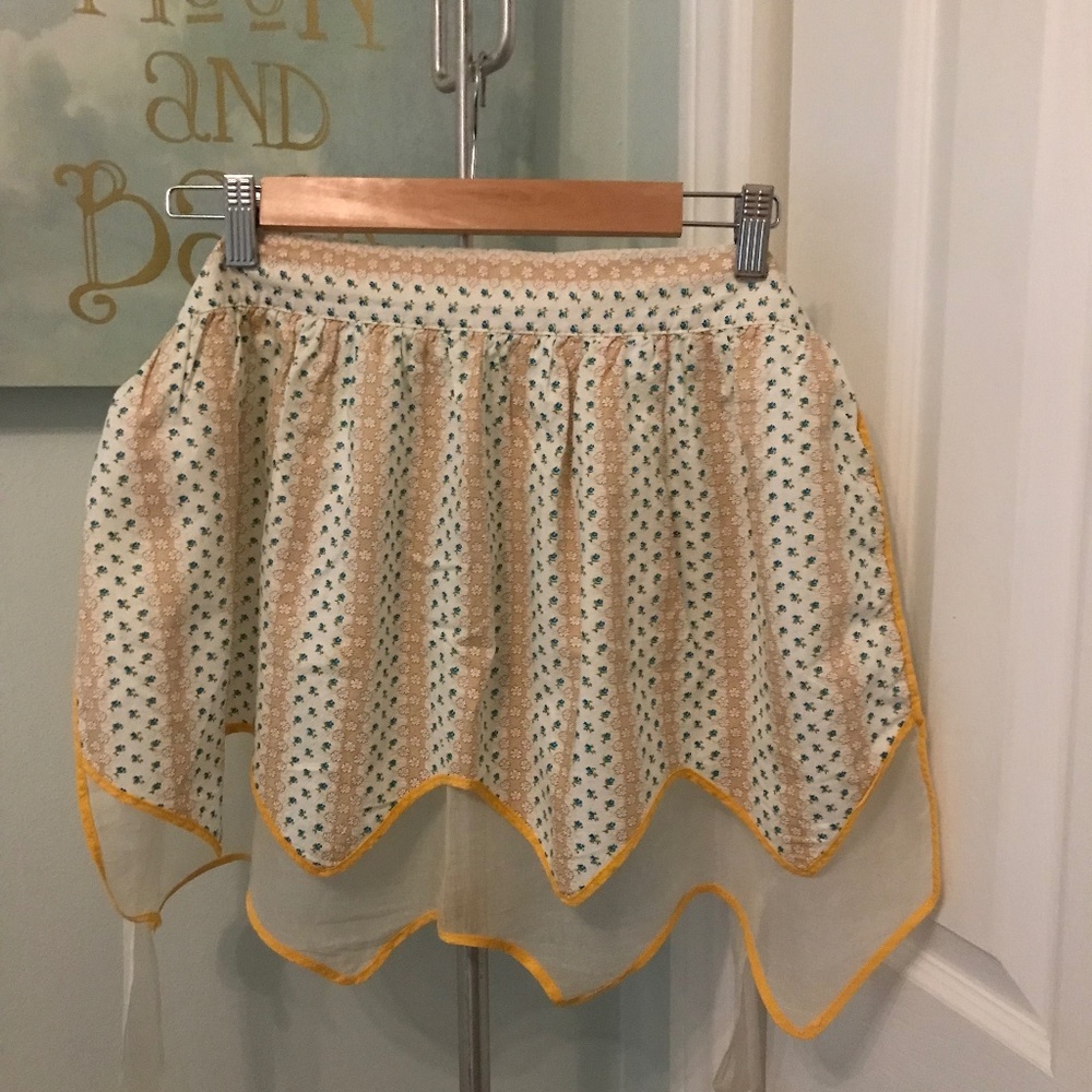 1950's Vintage Reversible Yellow and Sheer Half Apron